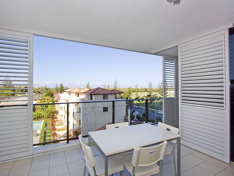 Broadbeach QLD 4218