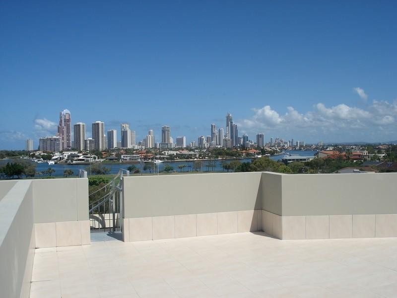 6/29 Bauer Street, Southport QLD 4215