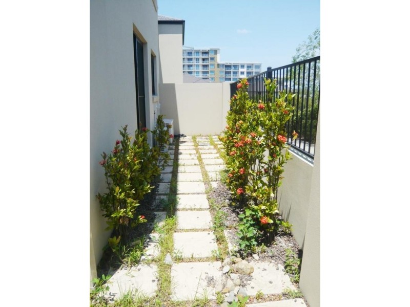 3/1 Winton Terrace, Varsity Lakes QLD 4227