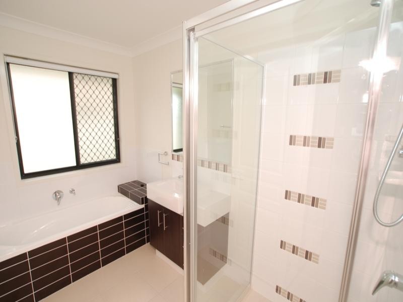 5 Weber Court, Nerang QLD 4211