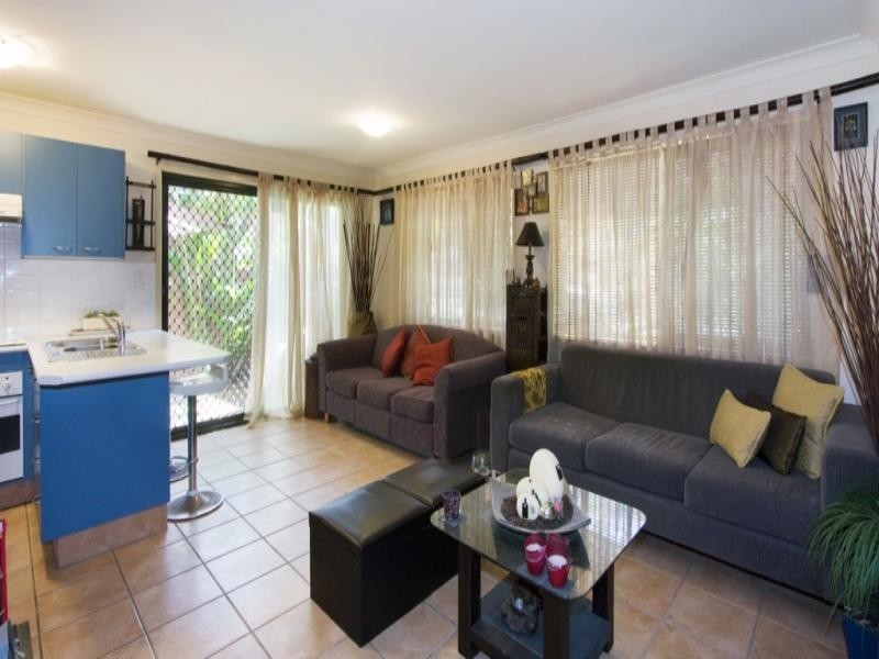 2 ‘El Dorado’ 175 Surf Parade, Broadbeach QLD 4218