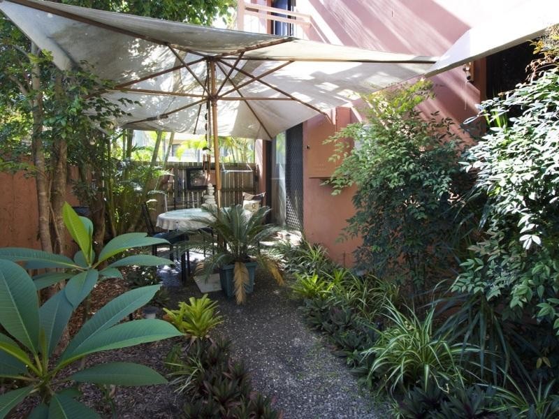 2 ‘El Dorado’ 175 Surf Parade, Broadbeach QLD 4218