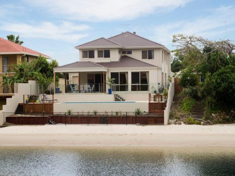 Broadbeach Waters QLD 4218