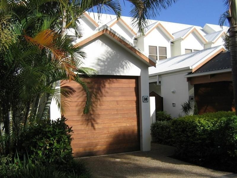 Isle Of Capri QLD 4217