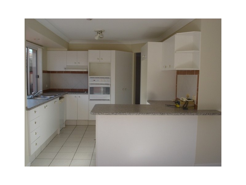 26 Stanford Avenue, Varsity Lakes QLD 4227