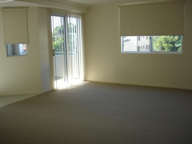 11/6-10 Rose Street, Southport QLD 4215