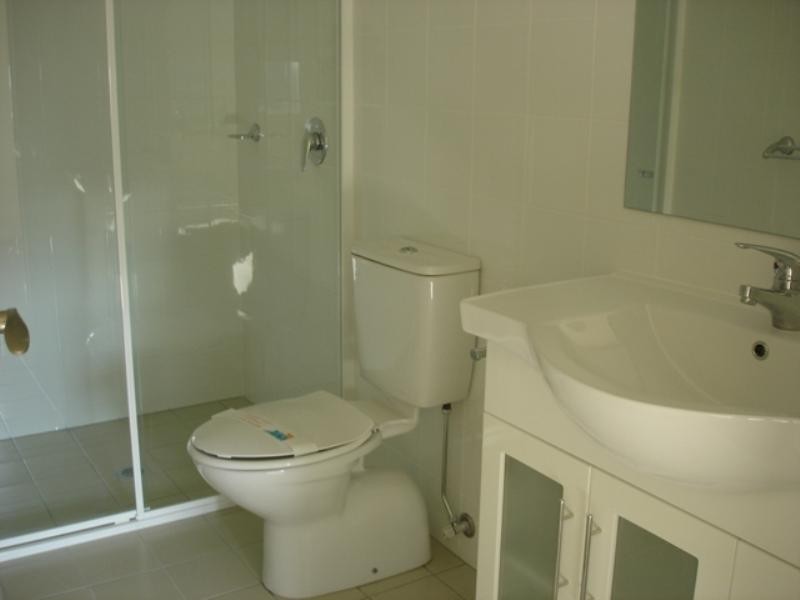 11/6-10 Rose Street, Southport QLD 4215