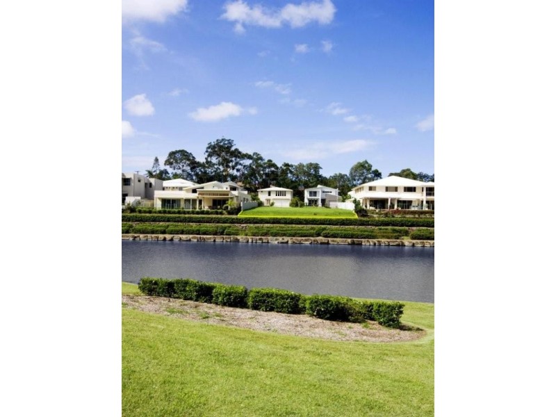 1031 Lakeview Terrace ‘Royal Pines Riverside Estate’, Benowa QLD 4217