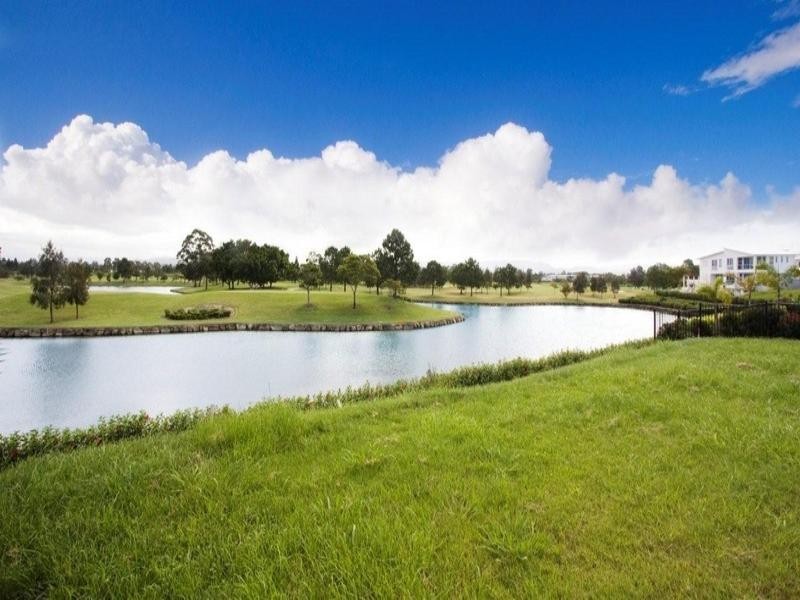1031 Lakeview Terrace ‘Royal Pines Riverside Estate’, Benowa QLD 4217