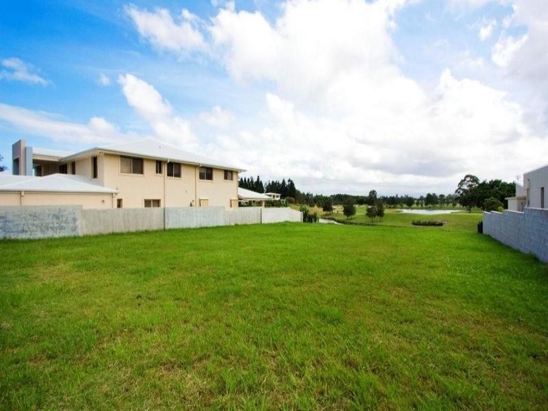 1031 Lakeview Terrace ‘Royal Pines Riverside Estate’, Benowa QLD 4217