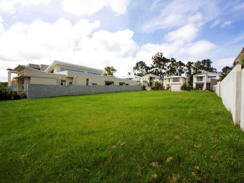 1031 Lakeview Terrace ‘Royal Pines Riverside Estate’, Benowa QLD 4217