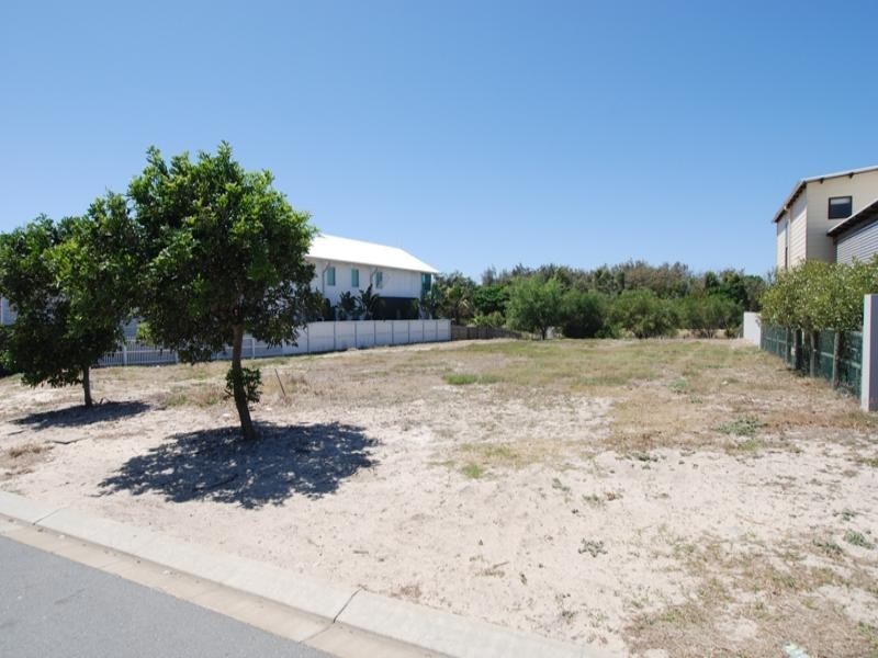 5 and 7 She-Oak Lane, Casuarina NSW 2487