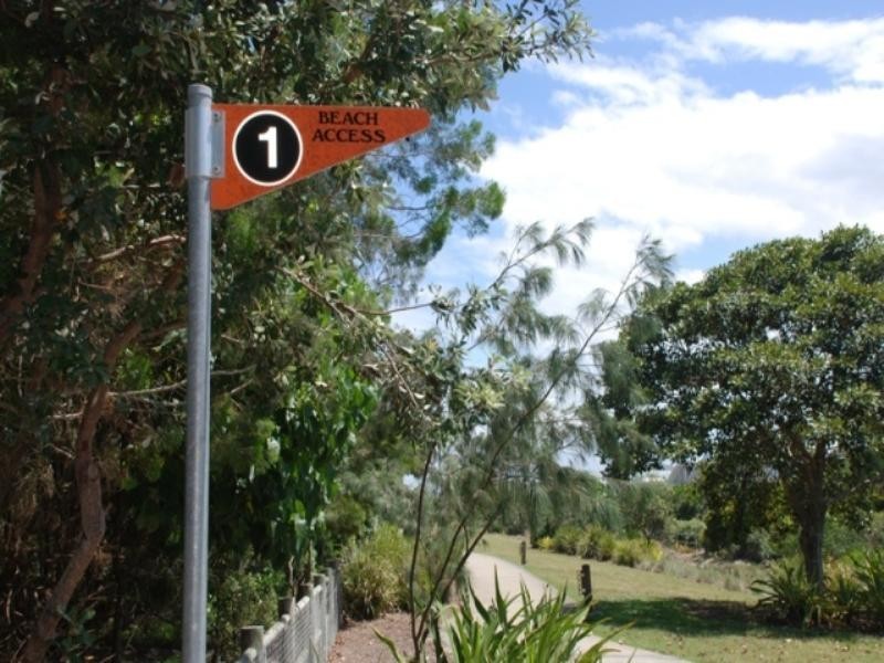 5 and 7 She-Oak Lane, Casuarina NSW 2487