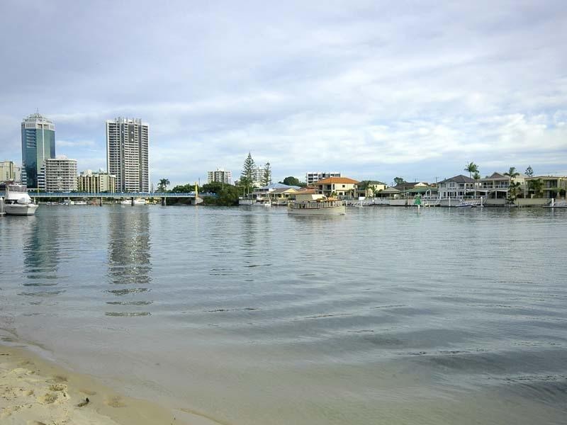 28 ‘Budds Beach Lodge’ 43 Cypress Avenue, Surfers Paradise QLD 4217