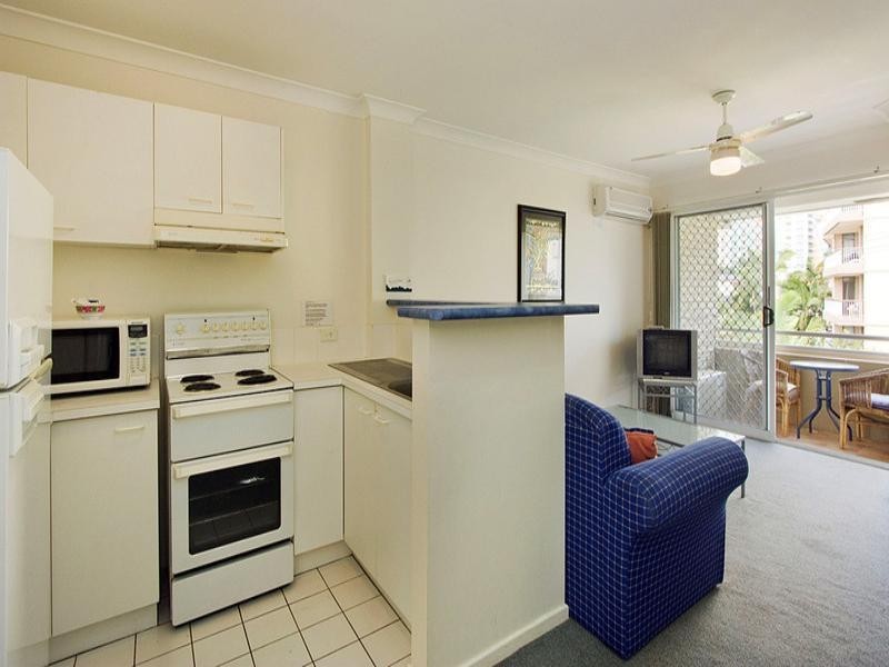28 ‘Budds Beach Lodge’ 43 Cypress Avenue, Surfers Paradise QLD 4217