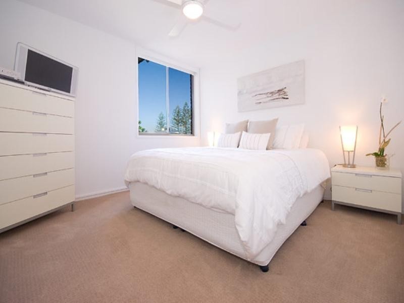 Mermaid Beach QLD 4218