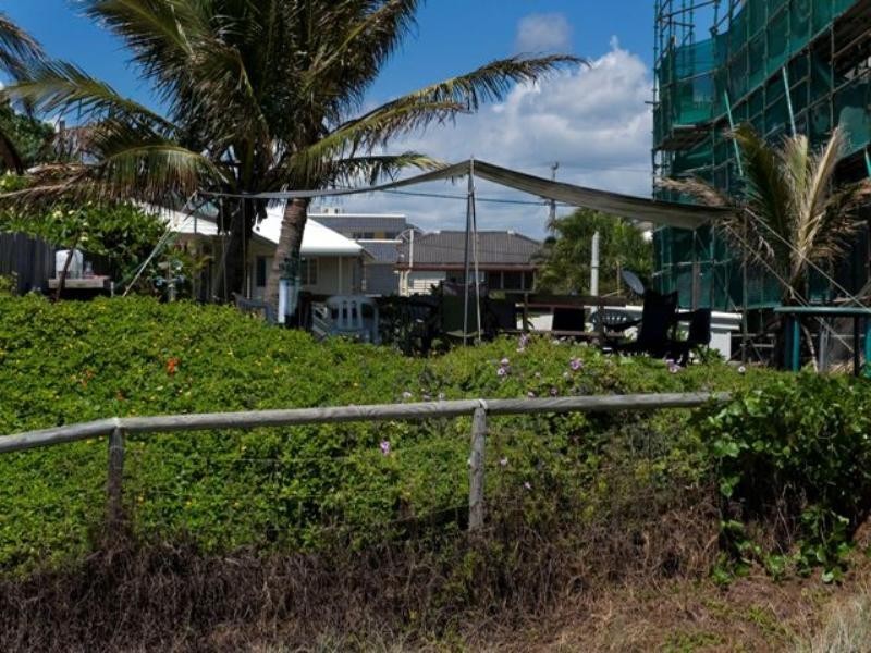 127 Jefferson Lane, Palm Beach QLD 4221