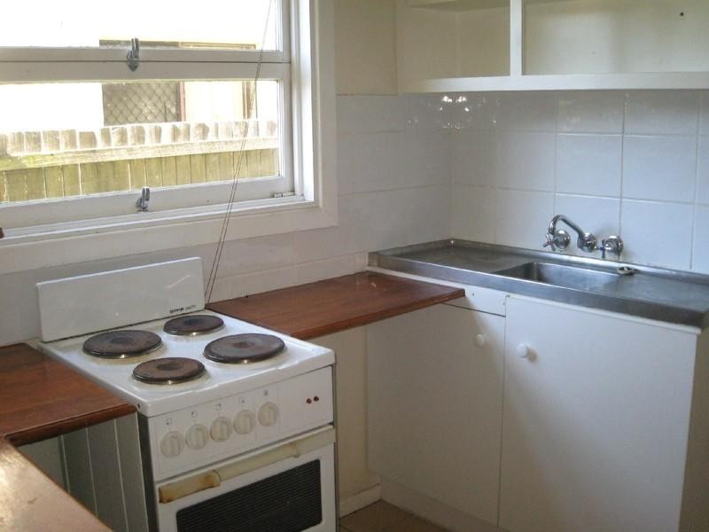 2 96 Frank Street, Labrador QLD 4215