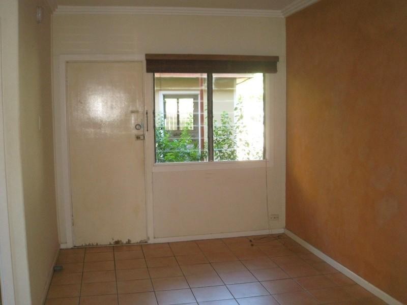 2 96 Frank Street, Labrador QLD 4215