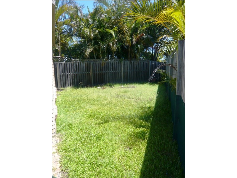 27 Dartmouth Court, Varsity Lakes QLD 4227