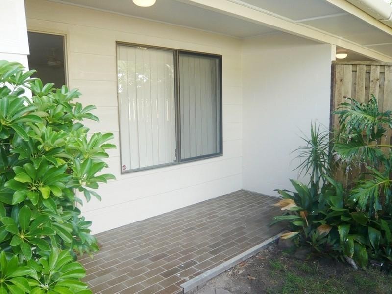 86 Hedges Avenue, Mermaid Beach QLD 4218