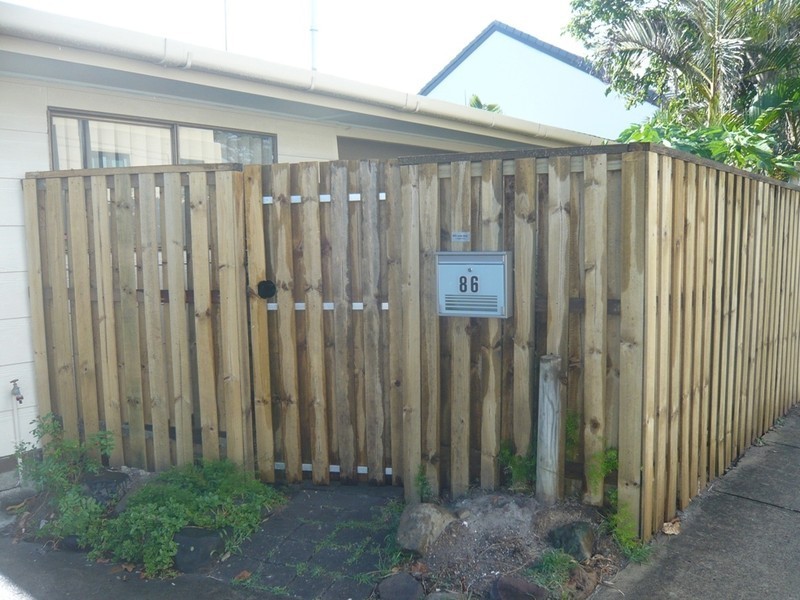 86 Hedges Avenue, Mermaid Beach QLD 4218