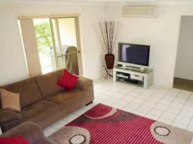 10 Kingarry Circuit, Merrimac QLD 4226