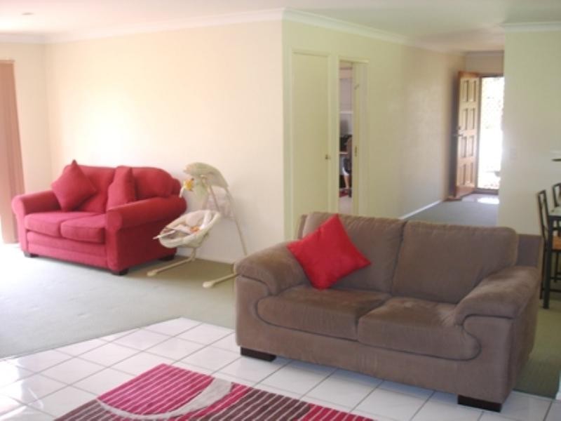 10 Kingarry Circuit, Merrimac QLD 4226