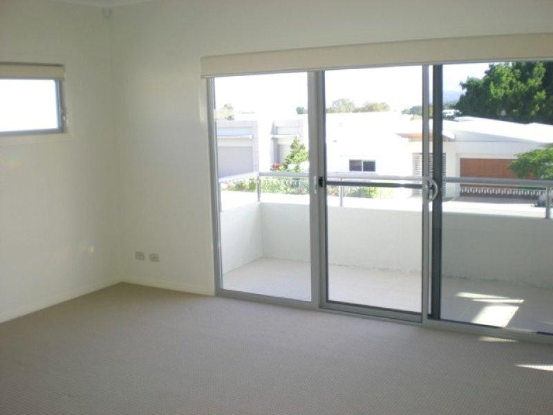 6006 The Boulevarde, Royal Pines, Benowa QLD 4217