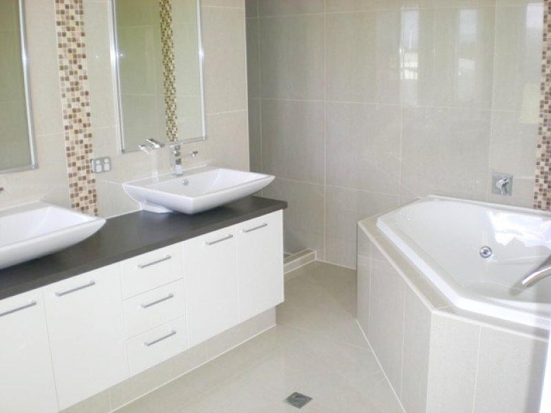 6006 The Boulevarde, Royal Pines, Benowa QLD 4217