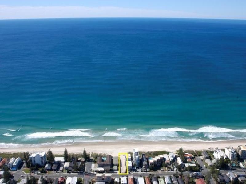 2 ‘Villa Pantai’ 107 Albatross Avenue, Mermaid Beach QLD 4218