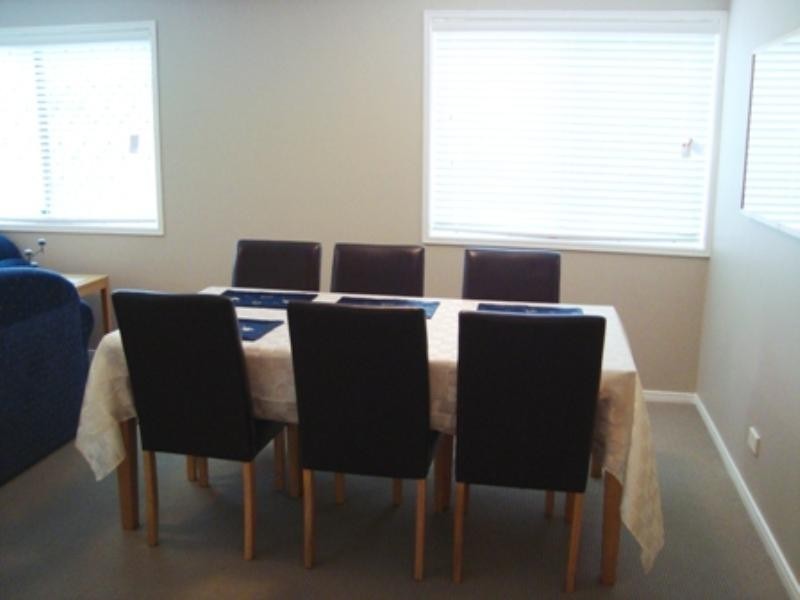 1/5 Old Burleigh Road, Broadbeach QLD 4218