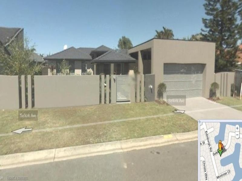 5 Selkirk Avenue, Benowa QLD 4217