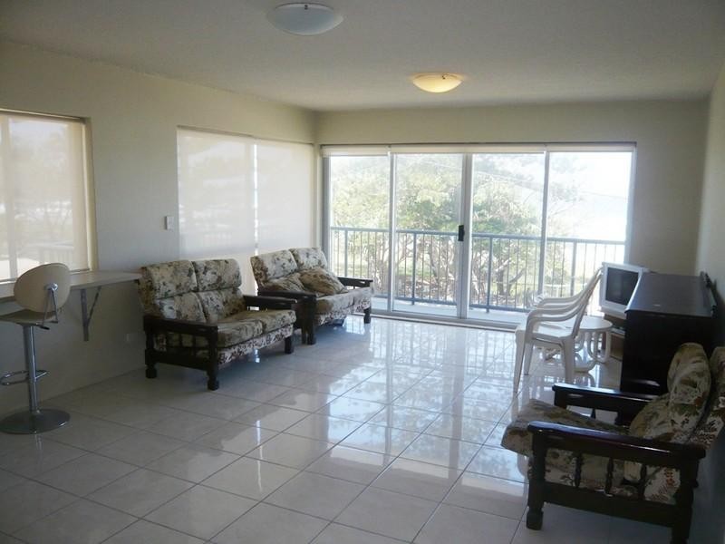 3/17 Broadbeach Boulevard, Broadbeach QLD 4218