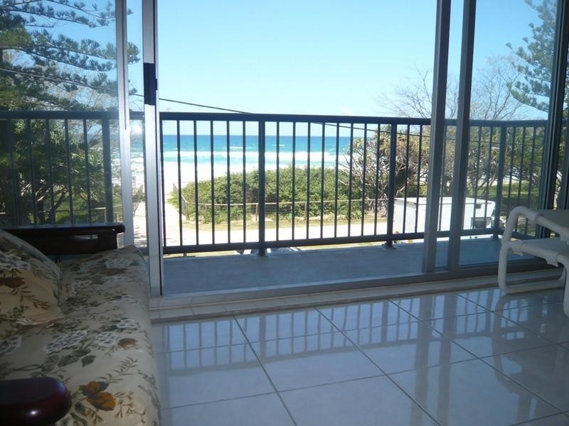 3/17 Broadbeach Boulevard, Broadbeach QLD 4218