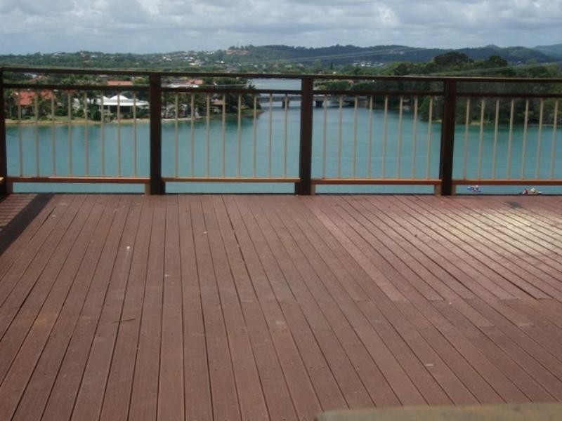 110-112 Ocean Parade, Burleigh Heads QLD 4220