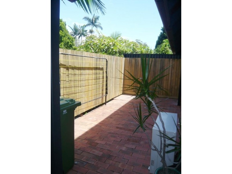 1/7 Dowling Drive, Southport QLD 4215