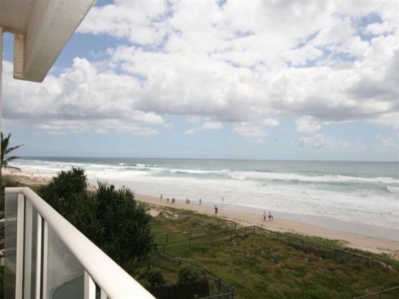 8/1 First Avenue, Surfers Paradise QLD 4217