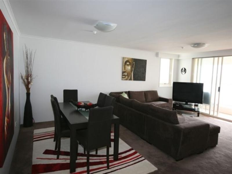 8/1 First Avenue, Surfers Paradise QLD 4217