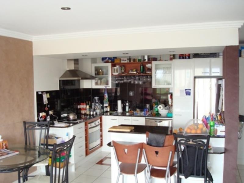 15/21 Armrick Avenue, Broadbeach QLD 4218