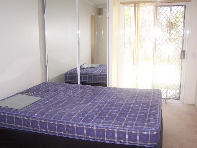 2/6-8 Venice Street, Mermaid Beach QLD 4218