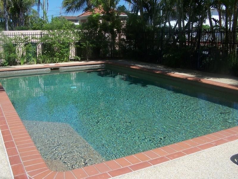 2/6-8 Venice Street, Mermaid Beach QLD 4218