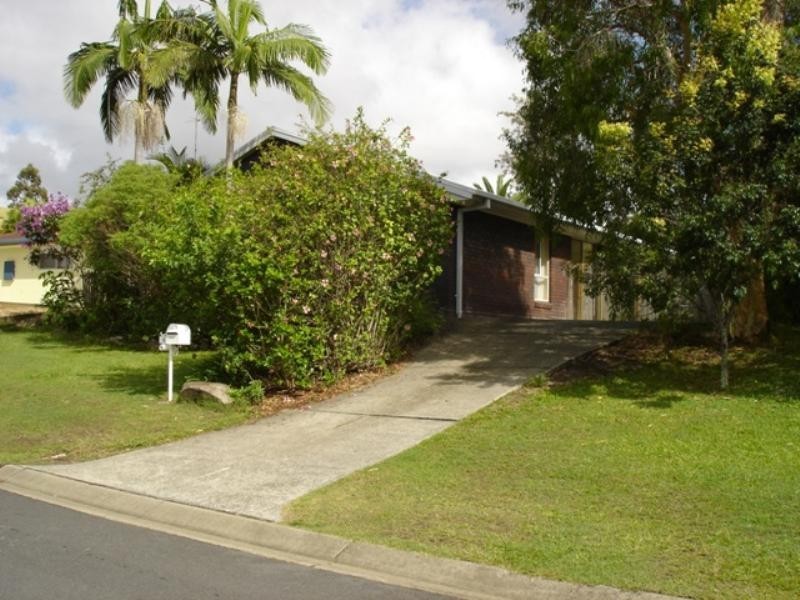 6 Guthrie Parade, Carrara QLD 4211