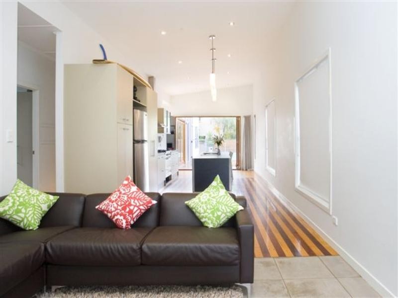 11 William Street, Mermaid Beach QLD 4218