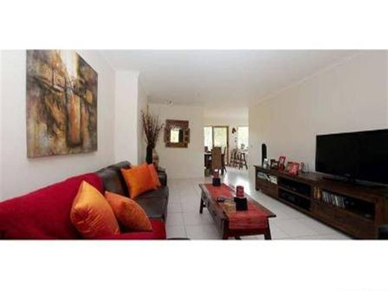 1/9 Coleridge Court, Nerang QLD 4211