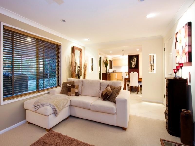 82 Rumrunner Street, Mermaid Waters QLD 4218