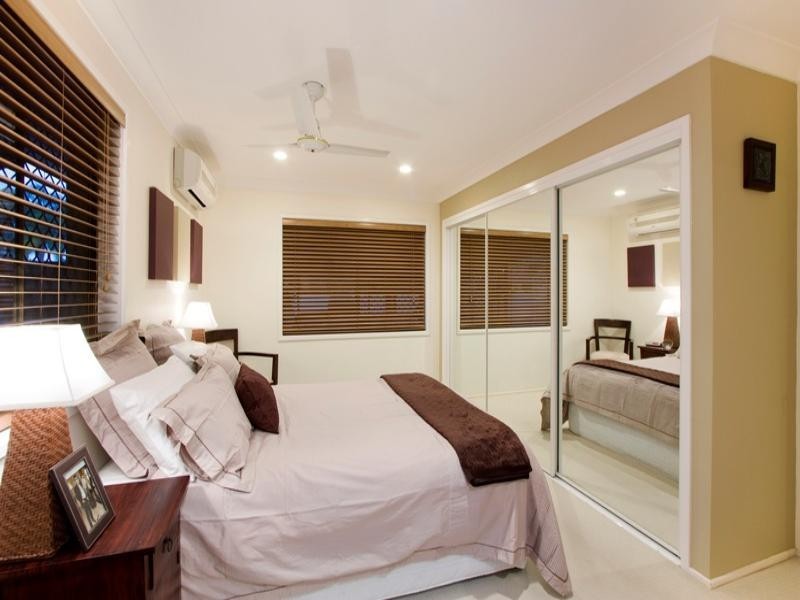 82 Rumrunner Street, Mermaid Waters QLD 4218