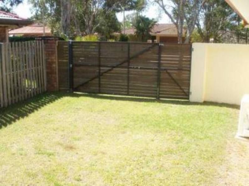 13 Wild Duck Drive, Mermaid Waters QLD 4218