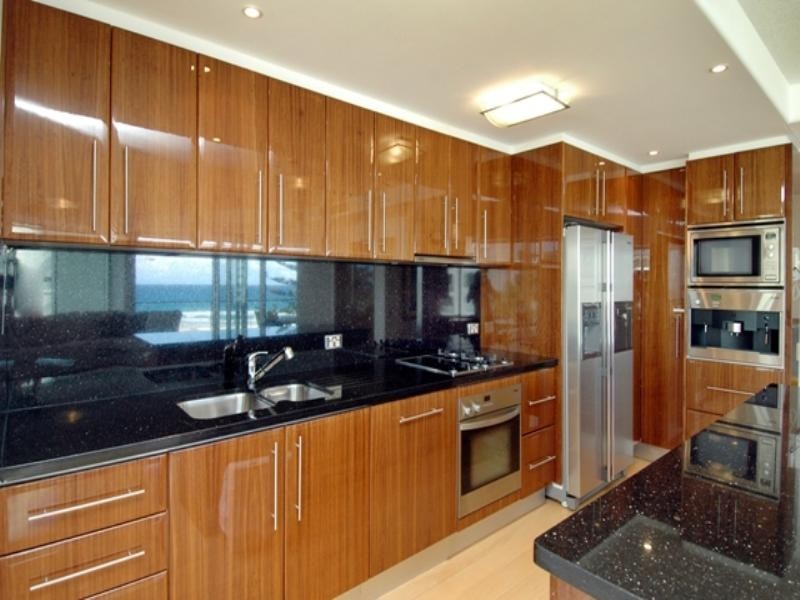 4 “Ultima” 30 Garfield Terrace, Surfers Paradise QLD 4217