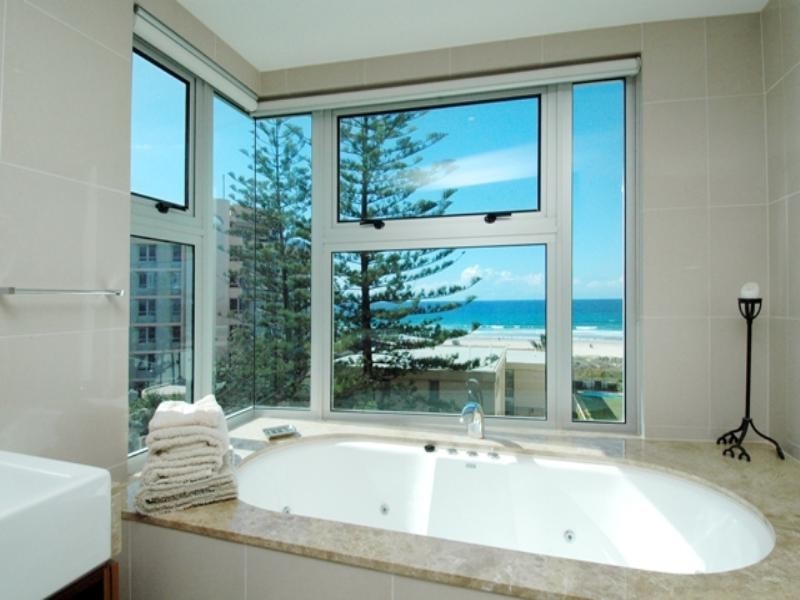 4 “Ultima” 30 Garfield Terrace, Surfers Paradise QLD 4217